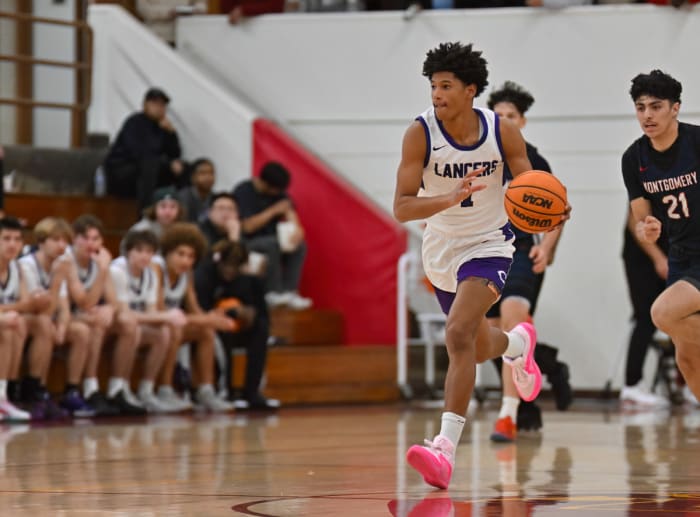 11 Montgomery vs. Carlsbad 12-23-23 Justin Fine